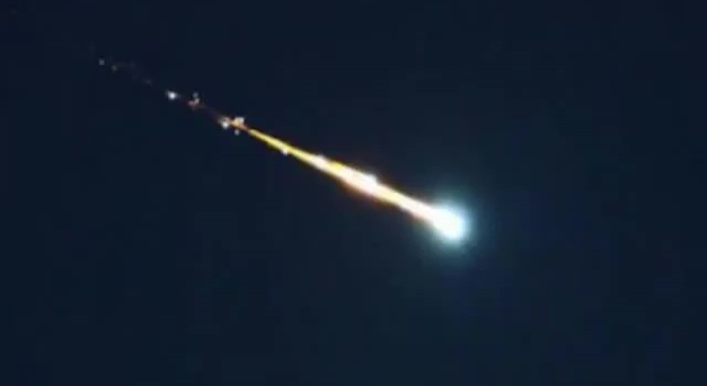 Dünya'ya son yıllardaki en büyük meteor çarptı