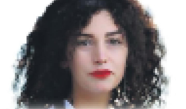 Genç avukat, sevgilisini önce tokatladı sonra...