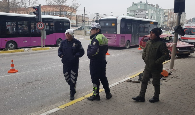 Balıkesir’de trafik kazası: 1 ölü