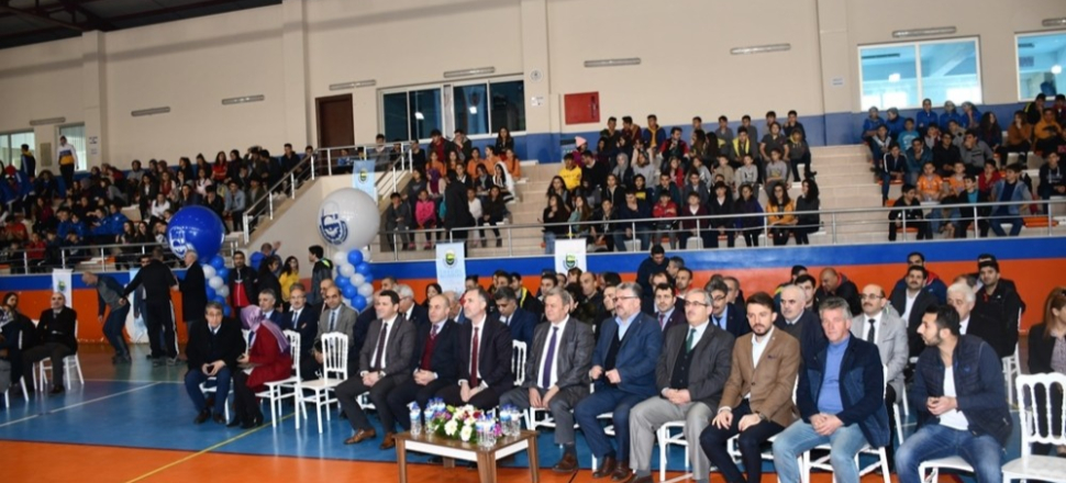 Bursa'da Okullar Arası Spor Festivalinin galası gerçekleşti