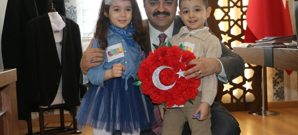 Erzurum'da Başkan Muhammed Cevdet Orhan’a minik sürpriz