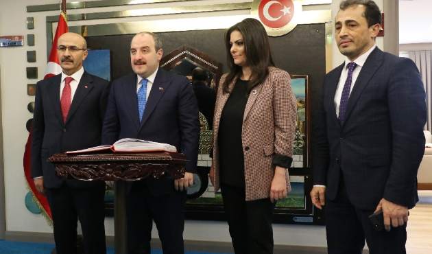 Bakan Mustafa Varank Adana’da