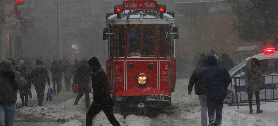 İstanbul'a kar geliyor! Bu yıl ilk kez tutacak...
