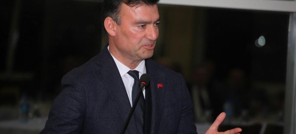 Aydın'da Başkan Adayı Ümmet Akın; “Benim üzerimden prim yapmaya kalkışmasınlar”