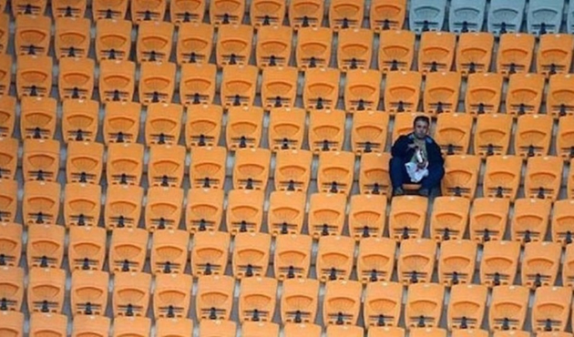 Başakşehir tribününde dikkat çeken manzara!