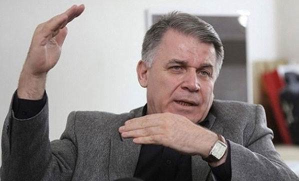 İsmail Hakkı Pekin: Türkiye'de hala darbe tehlikesi var