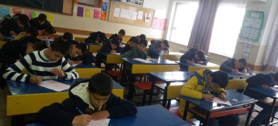 Hakkari’de ‘Siyer Sınavı’na büyük ilgi
