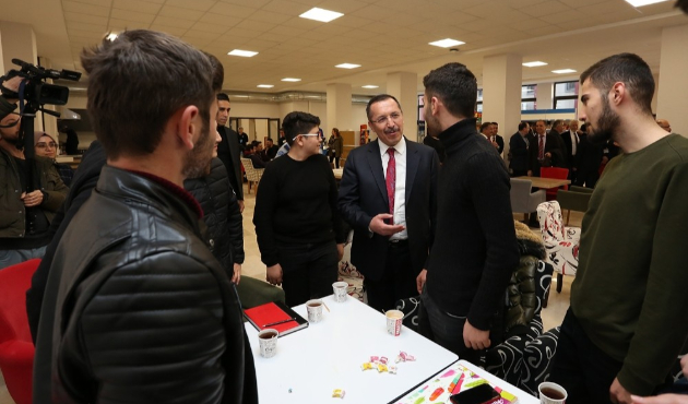 Denizli'de Rektör Hüseyin Bağ: “Öğrenci odaklı projelerimiz devam edecek”