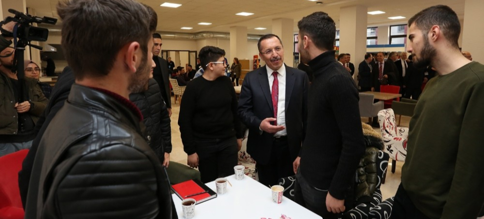 Denizli'de Rektör Hüseyin Bağ: “Öğrenci odaklı projelerimiz devam edecek”