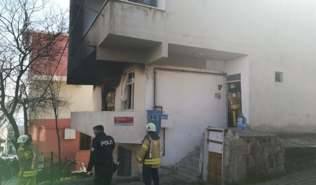 Büyükçekmece'de bir binada patlama!