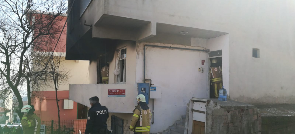 Büyükçekmece'de bir binada patlama!