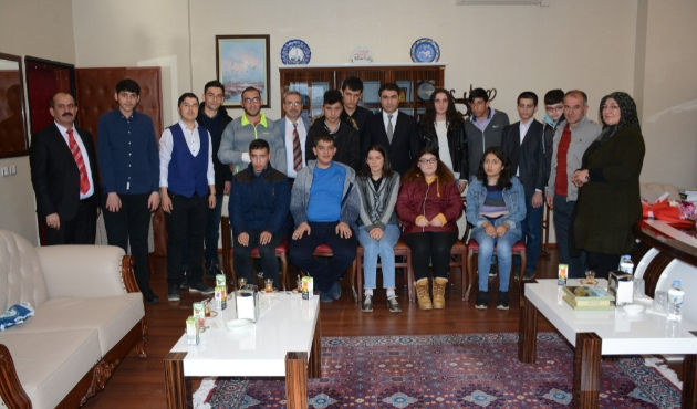 Yozgat'ta özel öğrenciler Başsavcı Hasan Uçak’ı ziyaret etti