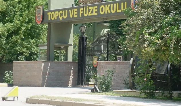 Ankara'da kışlada eğitim atışı sırasında patlama!
