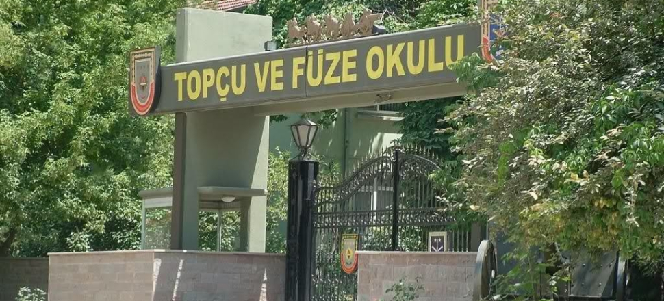Ankara'da kışlada eğitim atışı sırasında patlama!