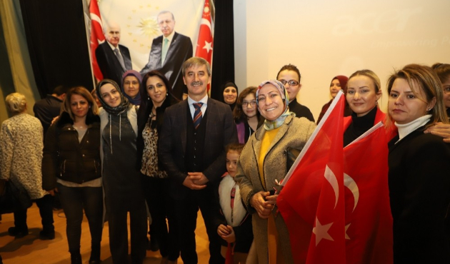 Manisa'da Cumhur İttifakı kadınları bir araya geldi