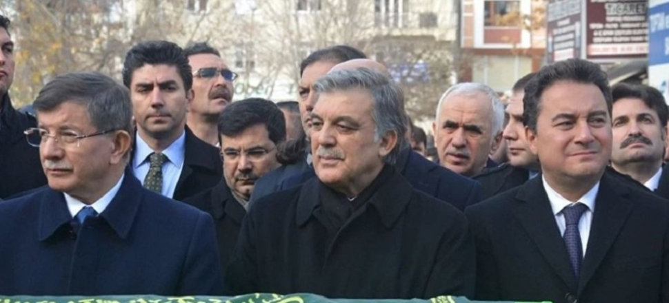 Yeni parti iddiaları: Tartışılan isim Davutoğlu!