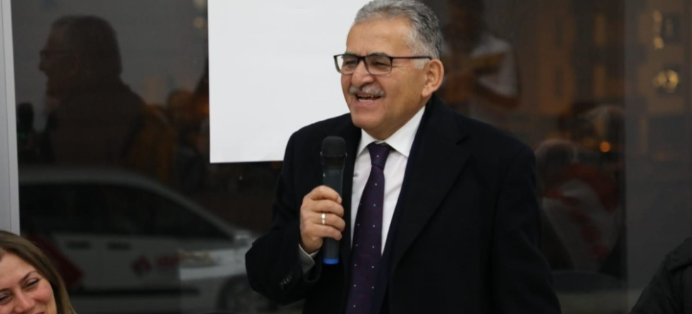 Kayseri'de Memduh Büyükkılıç, "Kayseri halkına hizmet etmeyi ibadet biliyoruz"