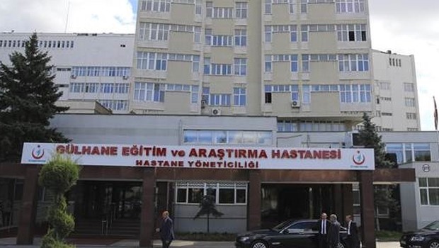 Devredilen askeri hastanelere 'komutan' geliyor