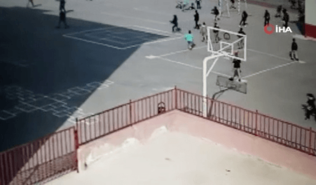 Çorum'da okuldaki pitbull saldırısının görüntüleri ortaya çıktı!