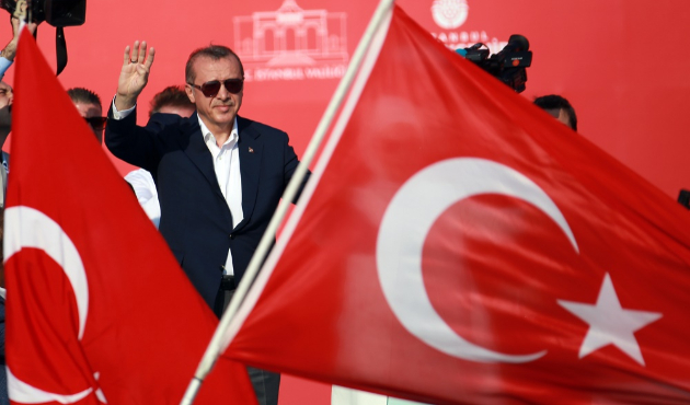 Atatürkçülere çağrı: AK Parti'ye oy verin!