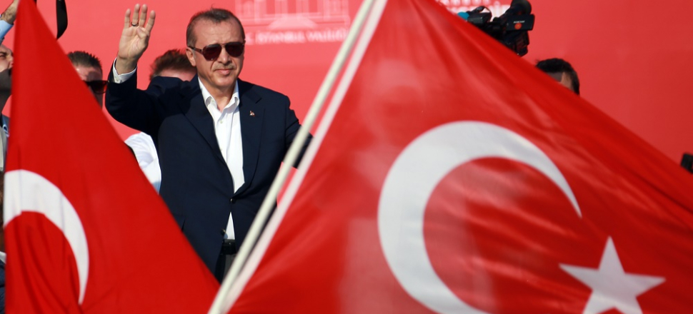Atatürkçülere çağrı: AK Parti'ye oy verin!