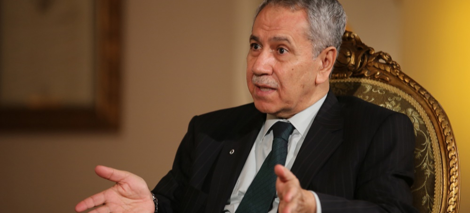 Bülent Arınç'tan yeni parti iddialarına yanıt!