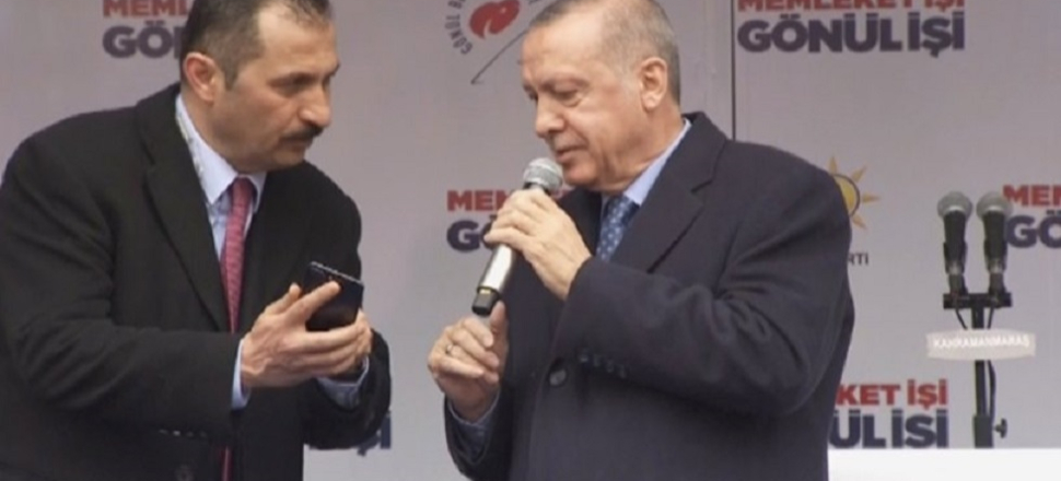 Cumhurbaşkanı Erdoğan mitinge ara verdi!