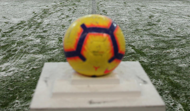 İstanbul'da amatör futbola kar engeli!
