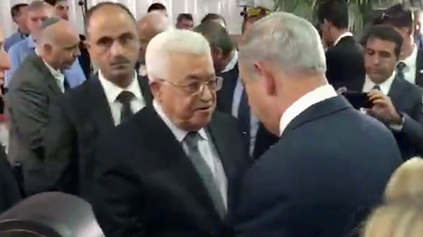 Mahmud Abbas Peres'in cenaze törenine katıldı!