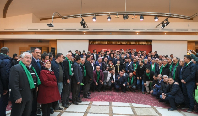 Bursa'da Mustafa Dündar: "AK Parti demek hizmet demek”