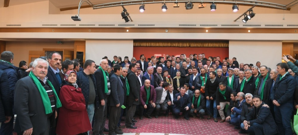 Bursa'da Mustafa Dündar: "AK Parti demek hizmet demek”