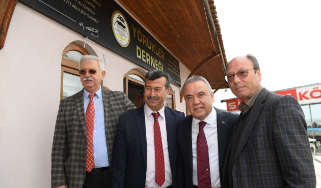 Antalya'da Başkan adayı Muhittin Böcek, ‘Tarhana Çorbası’ buluşmasına katıldı