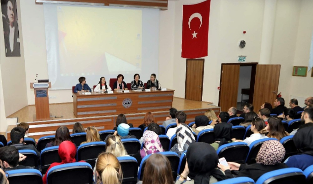 Kayseri KAYÜ’de Kadın Girişimciler Öğrencilerle buluştu