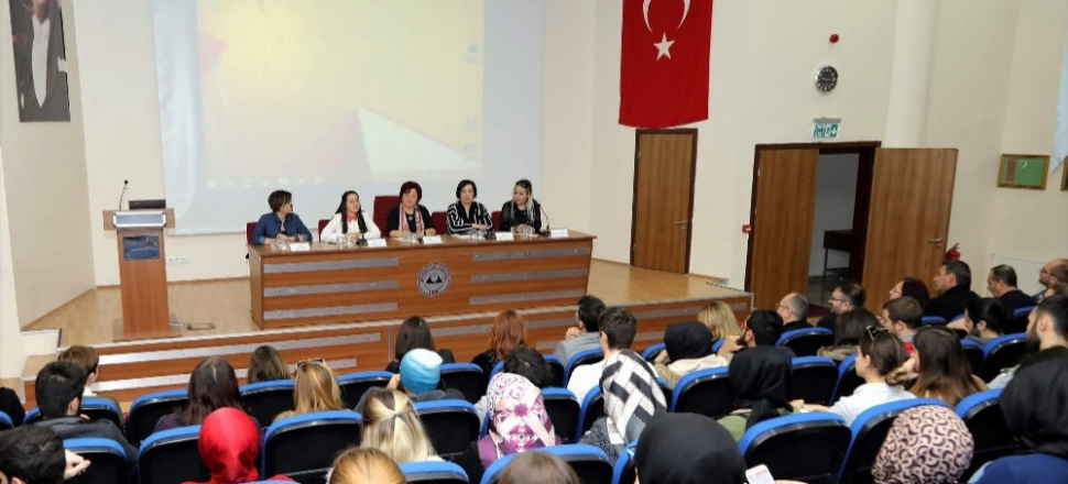 Kayseri KAYÜ’de Kadın Girişimciler Öğrencilerle buluştu