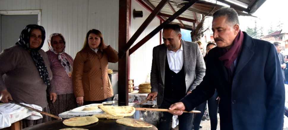 Mersin'de Hamit Tuna: "Yumuktepe höyüğünü turizme kazandıracağız”