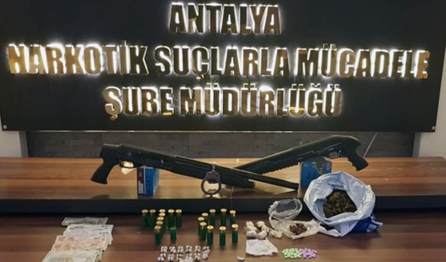 Antalya'da uyuşturucu baskınları: 9 tutuklu