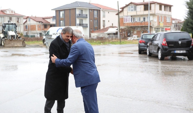 Sakarya'da Başkan Yusuf Alemdar, Vatan Mahallesi’nde muhtarlarla buluştu