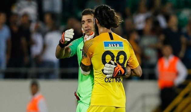 Muslera'nın alternatifi bulundu!