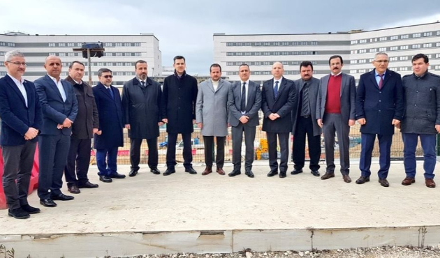 Bursa'da AK Partili Mustafa Esgin’den Bozbey’e Şehir Hastanesi cevabı
