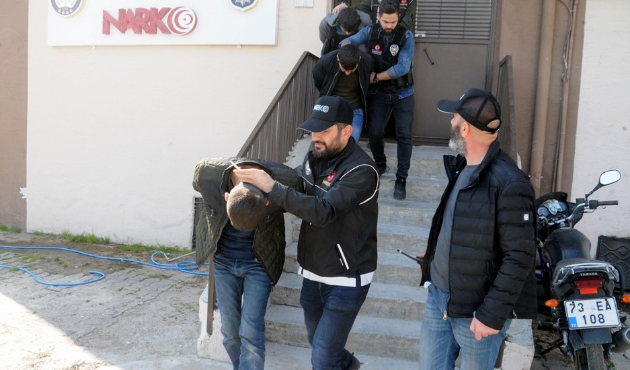 Şırnak’ta torbacılara şafak baskını: 6 tutuklama