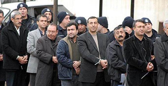 KCK ana davasında FETÖ'nün çatı iddianamesi istendi
