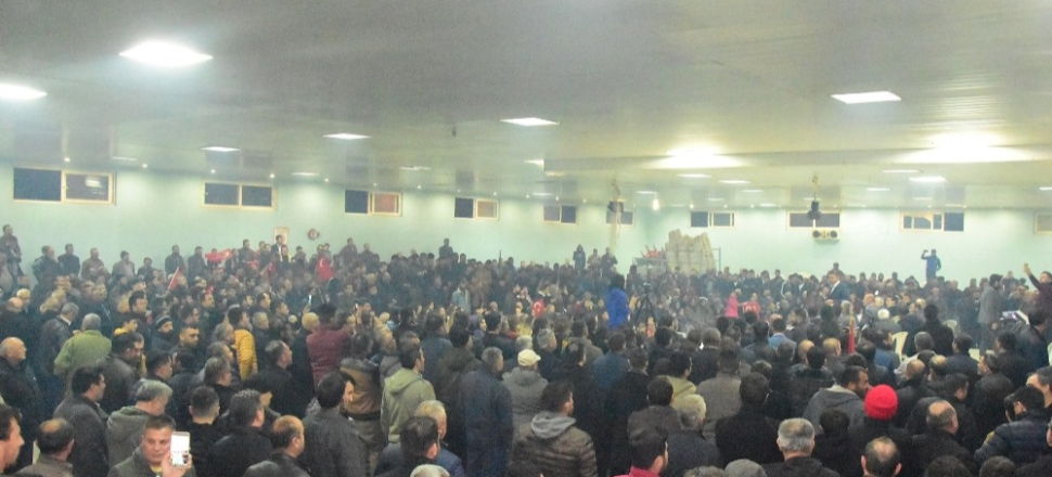 Manisa'da binlerce Tepeköylü Başkan Ali Uçak’ı bağrına bastı