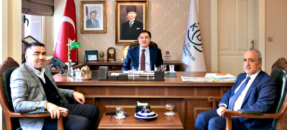 Erzurum'da Rektör Ömer Çomaklı’dan KDK Başdenetçisi Şeref Malkoç’a ziyaret