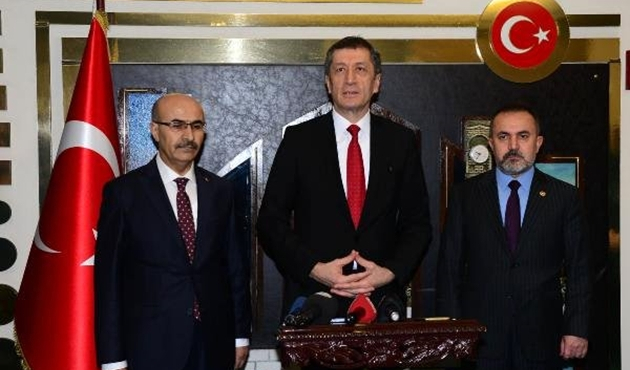 Milli Eğitim Bakanı Ziya Selçuk, Adana'da