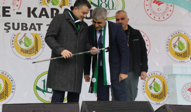 Karabük'te Bakan Bekir Pakdemirli, Yenice’ye müjdelerle geldi