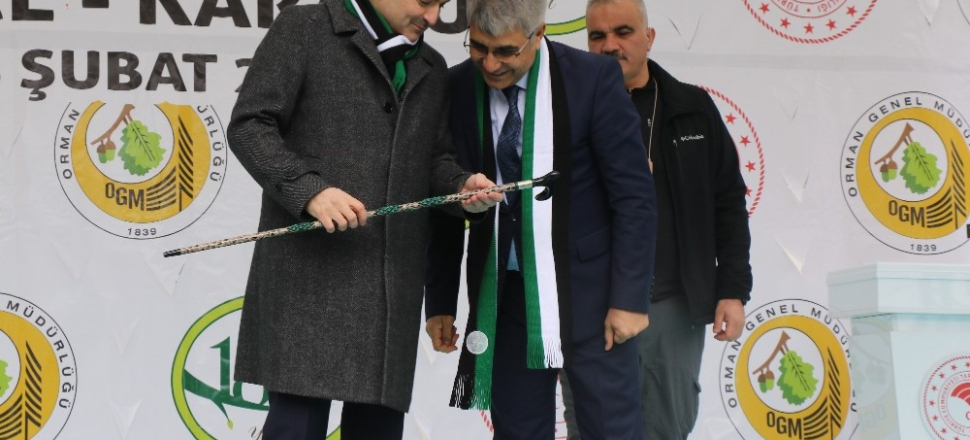 Karabük'te Bakan Bekir Pakdemirli, Yenice’ye müjdelerle geldi