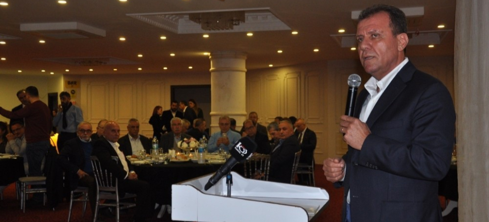 Mersin'de Vahap Seçer: "Bu tarz entrikalarla seçim kazanılmaz"