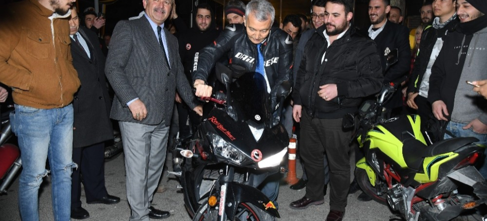 Isparta'da Başkan Yusuf Ziya Günaydın motosikletçilerle buluştu