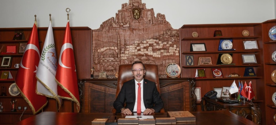 Nevşehir'de Belediye Başkanı Atilla Seçen, vatandaşları dolandırıcılara karşı uyardı