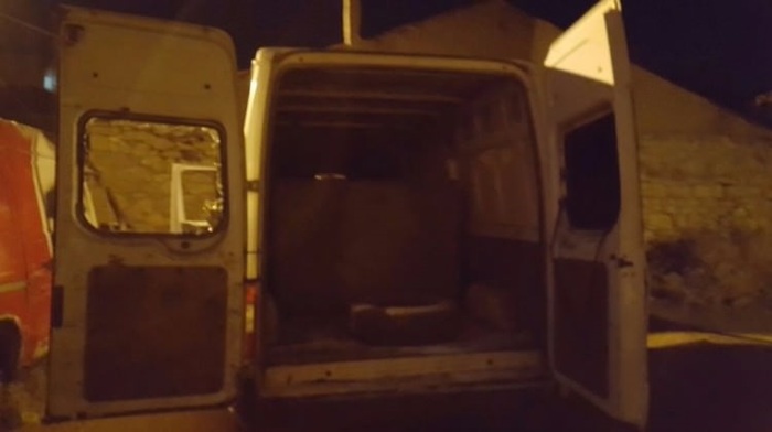 Tunceli'de bomba yüklü minibüs alarmı!